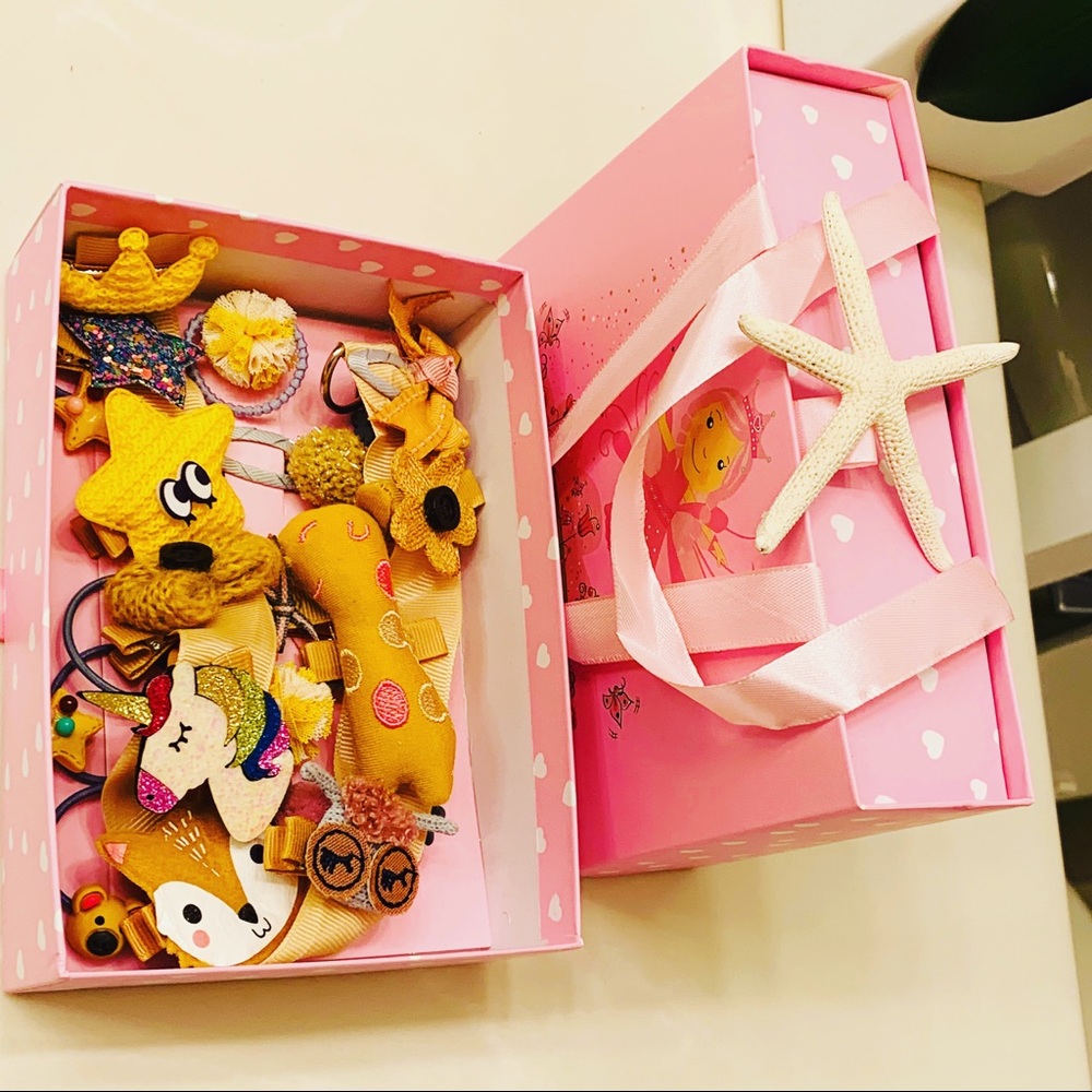 Baby girl 24 piece hair gift set